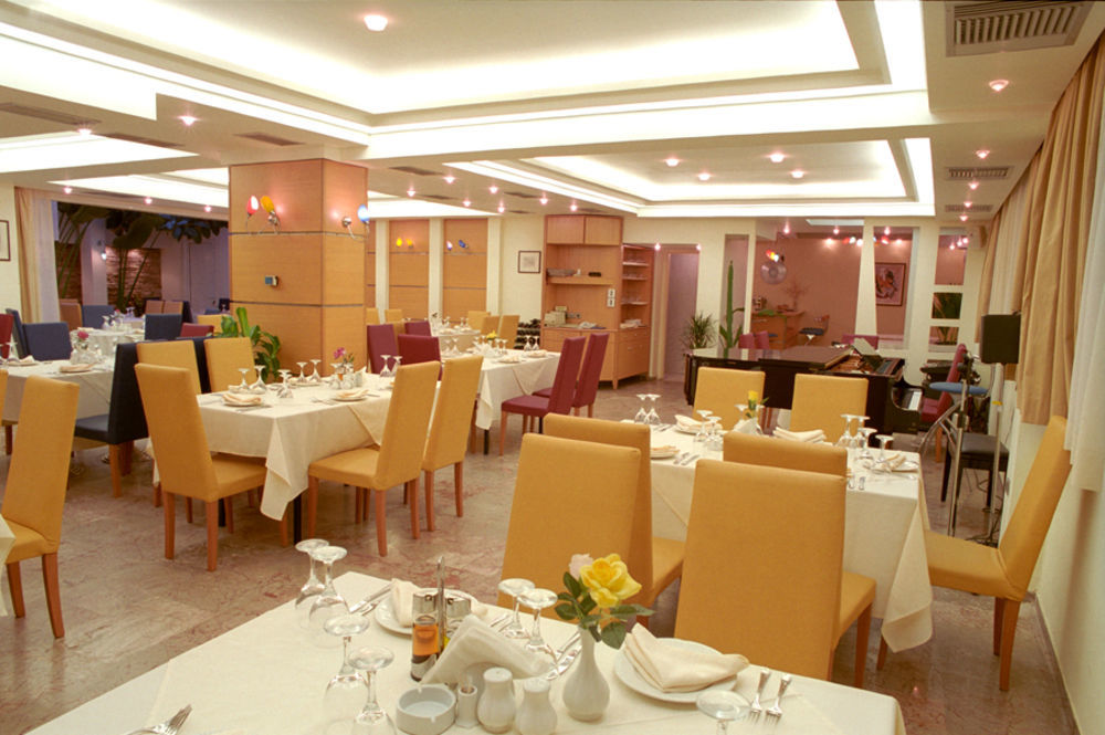 Preveza City Comfort Hotel Restaurante foto